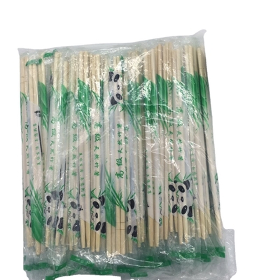 Eleganti bastoncini da pranzo in bambù monouso per viaggiatori minimalisti