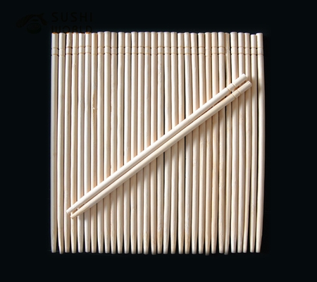 Eleganti bastoncini da pranzo in bambù monouso per viaggiatori minimalisti