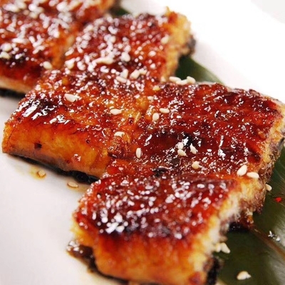 FROZEN Piezze di anguilla Unagi arrostite l' ingrediente perfetto per le vostre ricette