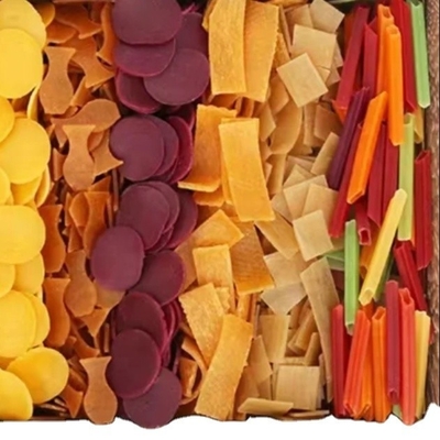 Patate rosa normale, patatine di calamaro, rulli di gamberetti, strisce di gamberetti, materiale embrionale, biscotti di gamberetti bianchi e rossi.
