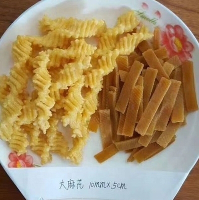 Patate rosa normale, patatine di calamaro, rulli di gamberetti, strisce di gamberetti, materiale embrionale, biscotti di gamberetti bianchi e rossi.
